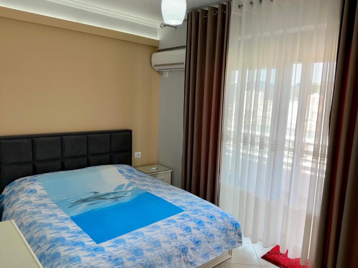 Queen Isabella Premium Hotell Vlorë Eksteriør bilde